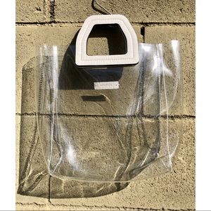 Clear tote bag
